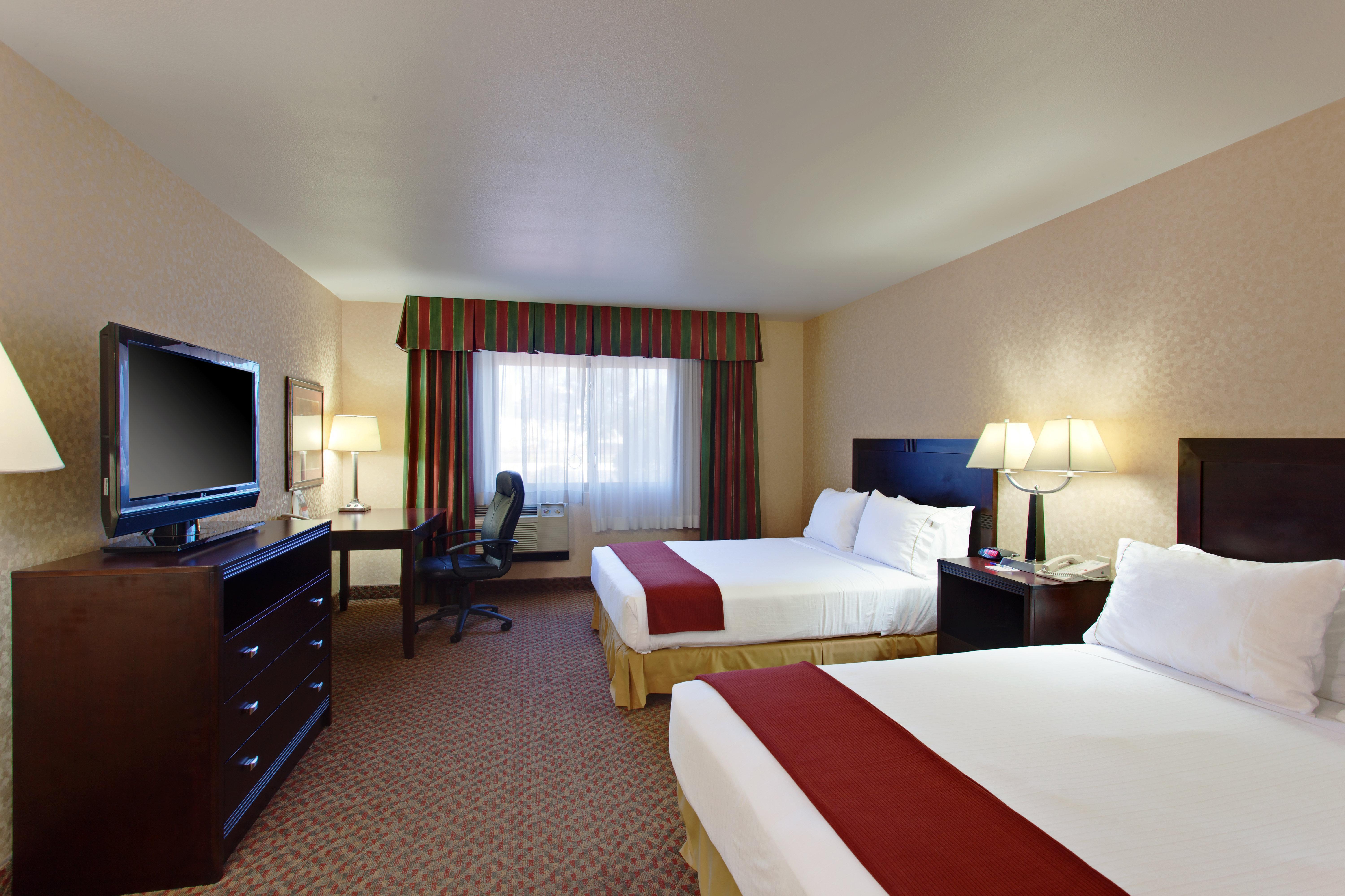 Holiday Inn Express Temecula By Ihg Exterior foto
